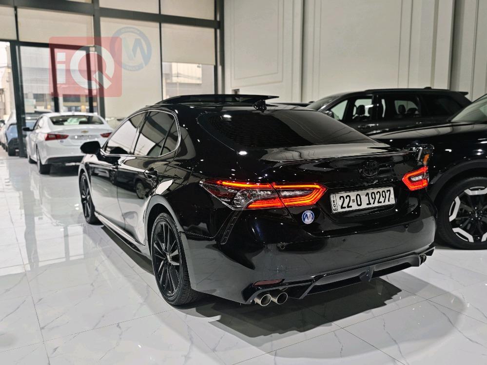 تۆیۆتا کامری